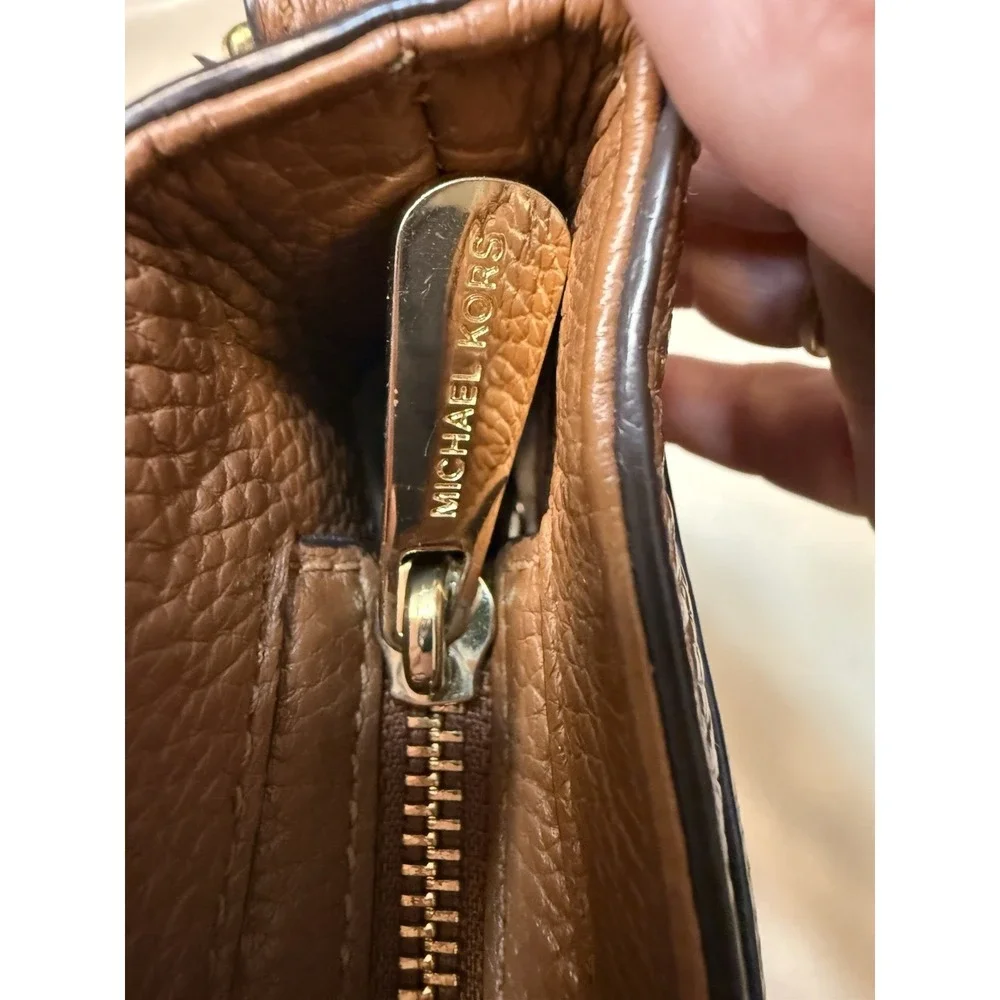 Michael KORS Tan Leather Crossbody Purse Signature Gold Buckle